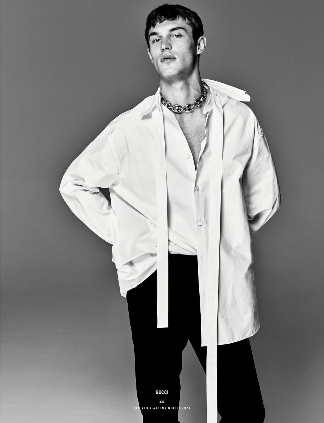 10 MAGAZINE ISSUE 60 - 15