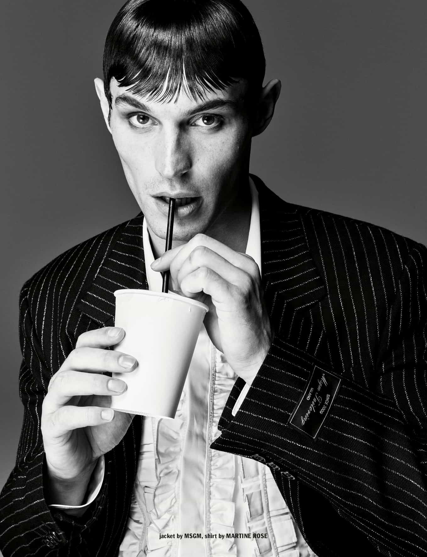 10 MAGAZINE ISSUE 60 - 20