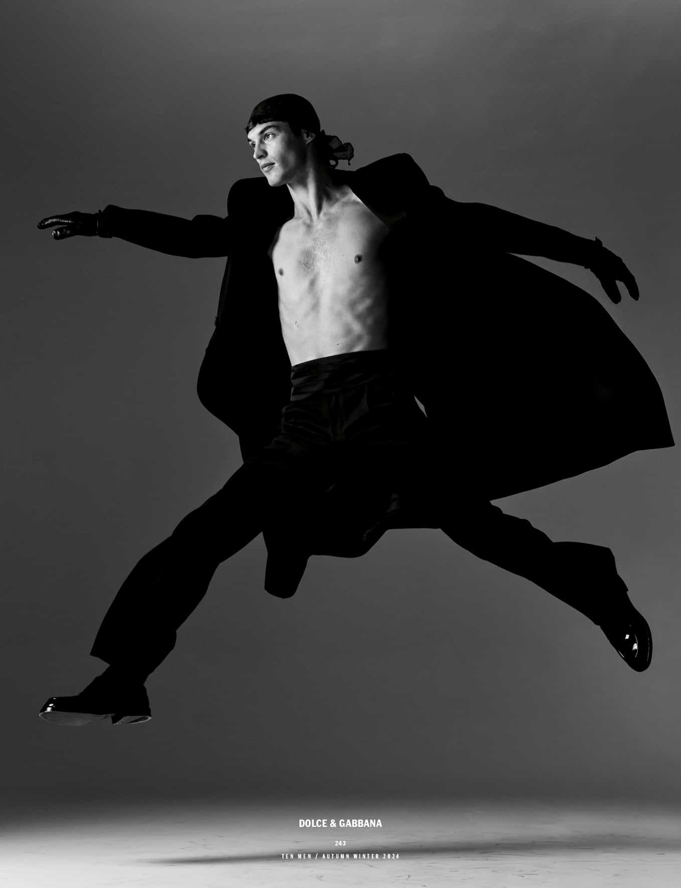 10 MAGAZINE ISSUE 60 - 24