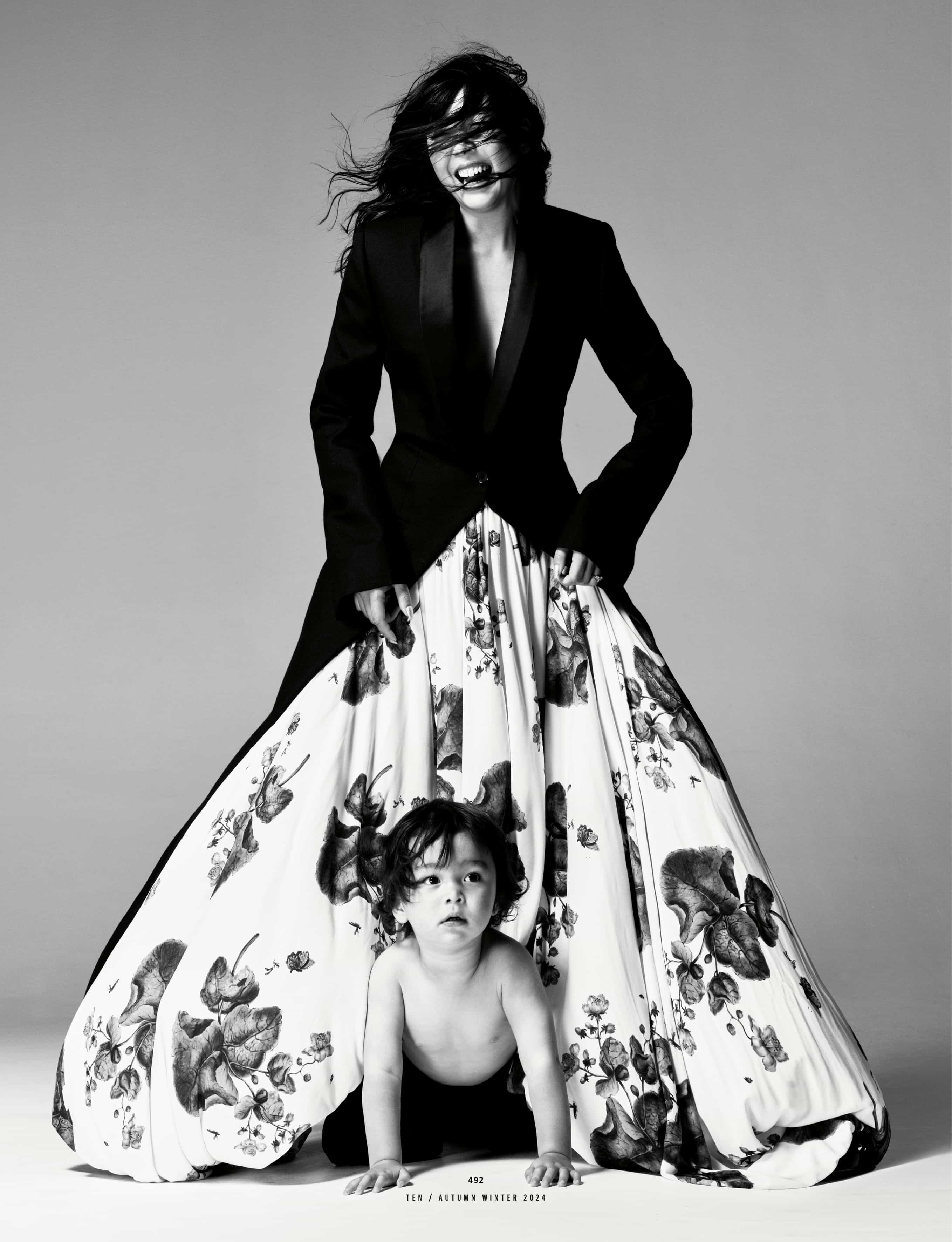 10 MAGAZINE ISSUE 73 - 24