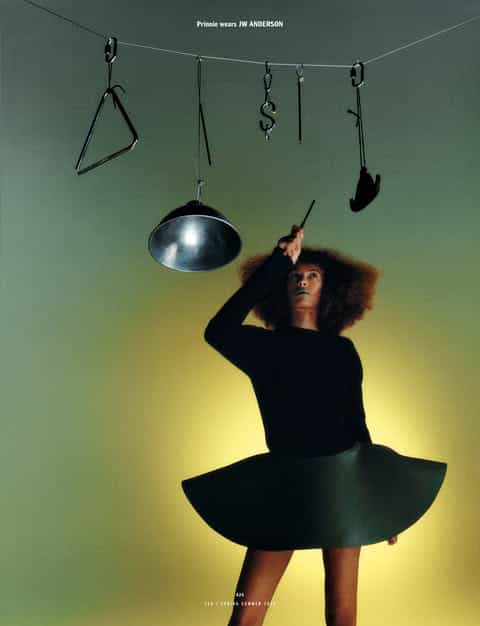 10 MAGAZINE ISSUE 74 - 25