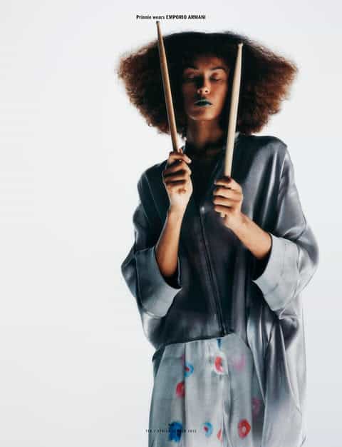 10 MAGAZINE ISSUE 74 - 28