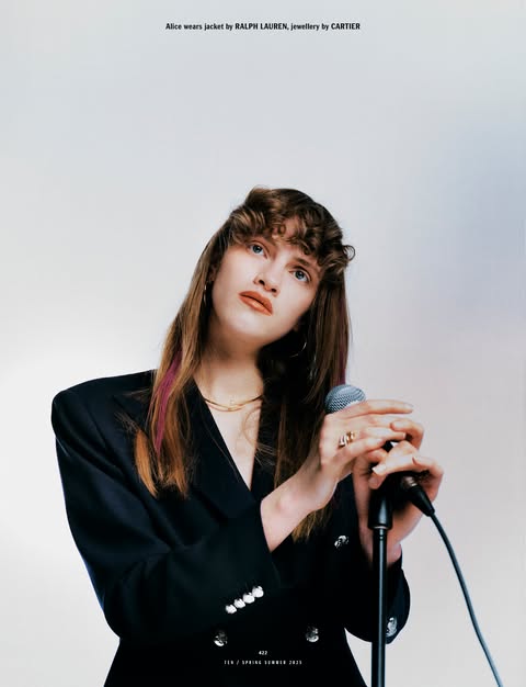 10 MAGAZINE ISSUE 74