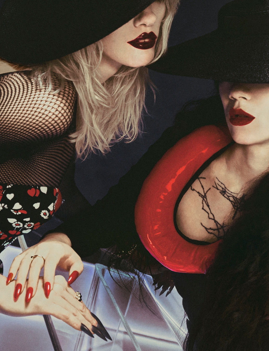 10 MAGAZINE MARCH ISSUE